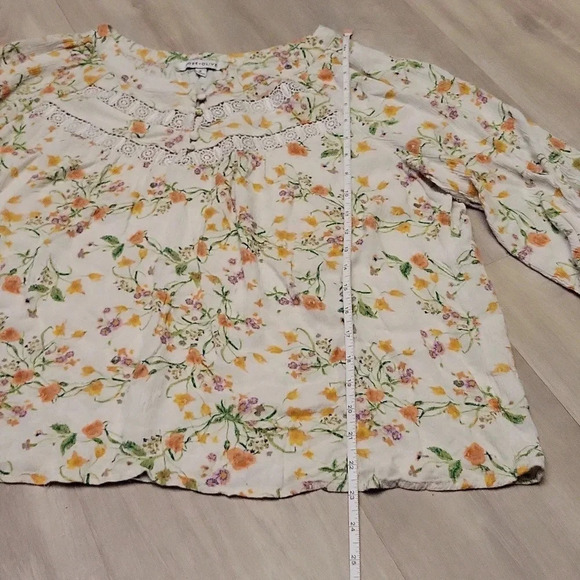 🛍Rose + Olive Floral Cinched Sleeve White Womens‎ Blouse Size 1X - Picture 5 of 8